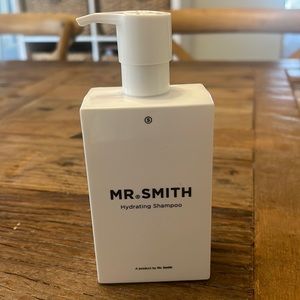 Mr. Smith Hydrating Shampoo. 275 ml.